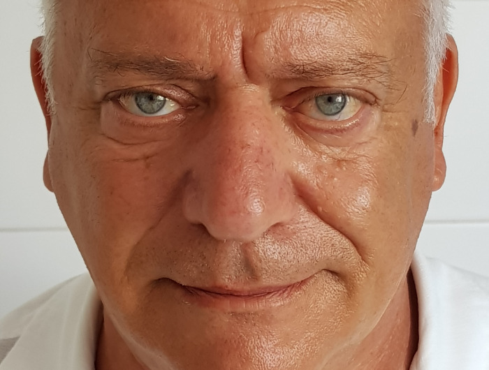 Dr. Iring András