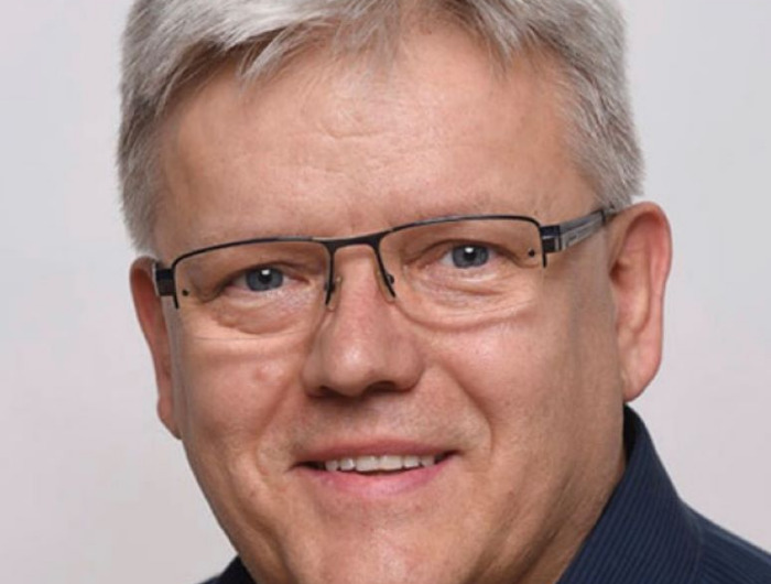 Dr. Zavodni István