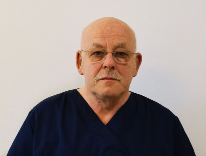 Dr. Hertzka Péter
